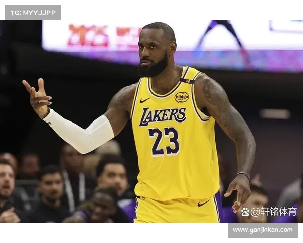 湖人队当家球星詹姆斯再次出击，保持稳定表现