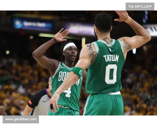 王猛波津训练未穿保护靴：正常行走透露隐藏隐患，绿军替补优势面临考验