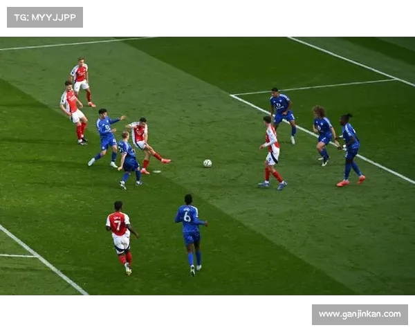 阿森纳四连胜，-小胜莱斯特