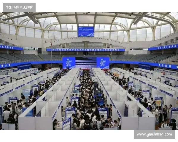 上海某校发布新举措，应届生就业率突破天际，挑战传统认知！